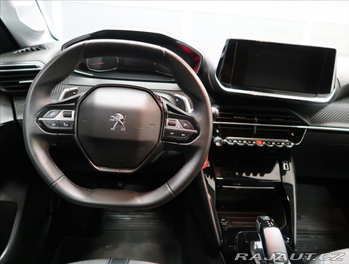 Peugeot 208 1,2 ALLURE 100 AUT 2022