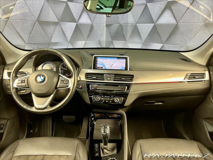 BMW X1 20d xDrive A/T LUXURY, PA 2021