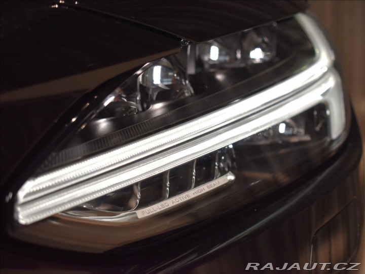 Volvo V90 2,0 Plus Dark T6 Plug-in 2025
