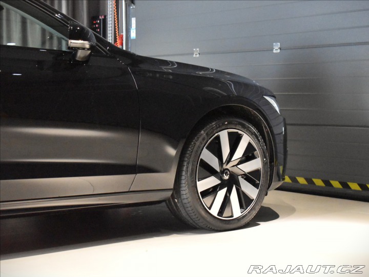 Volvo V90 2,0 Plus Dark T6 Plug-in 2025