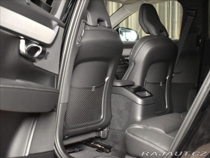 Volvo V90 2,0 Plus Dark T6 Plug-in 2025