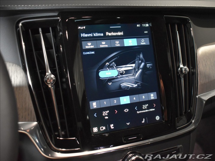 Volvo V90 2,0 Plus Dark T6 Plug-in 2025