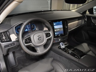 Volvo V90 2,0 Plus Dark T6 Plug-in 2025