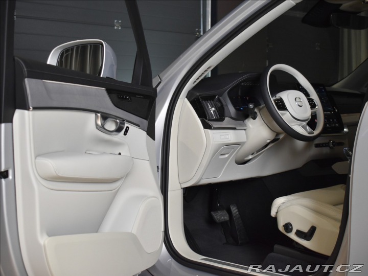 Volvo XC90 2,0 T8 AWD Plus Bright 2025