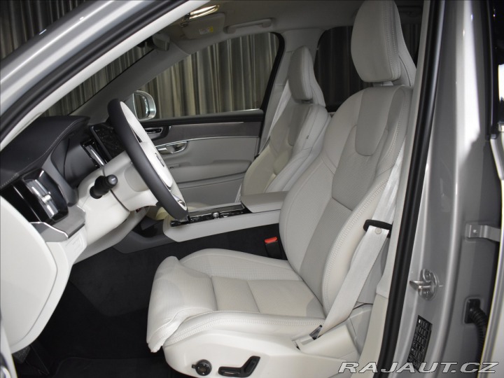 Volvo XC90 2,0 T8 AWD Plus Bright 2025