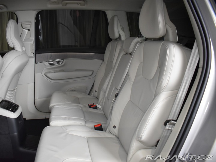 Volvo XC90 2,0 T8 AWD Plus Bright 2025