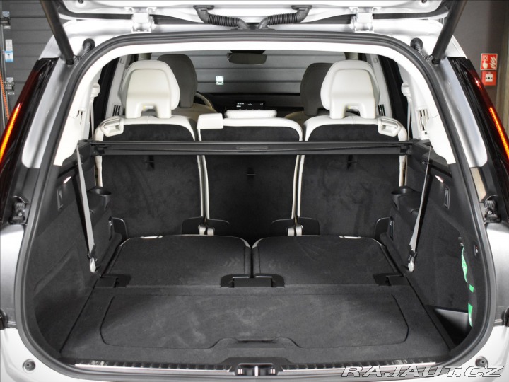 Volvo XC90 2,0 T8 AWD Plus Bright 2025