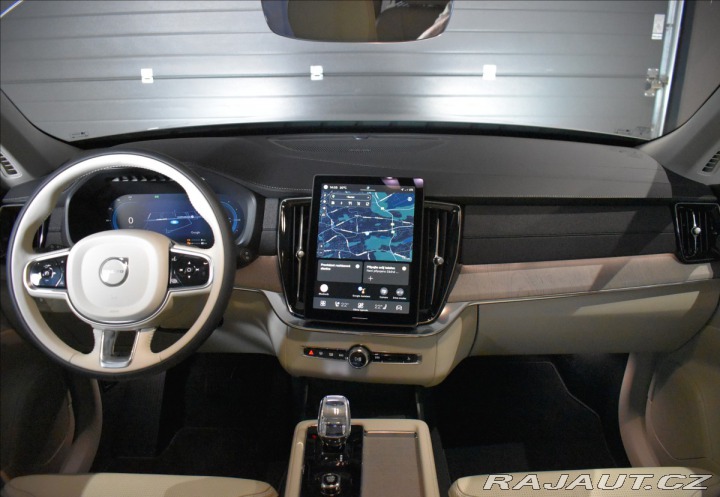 Volvo XC90 2,0 T8 AWD Plus Bright 2025