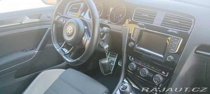 Volkswagen Golf 2,0 7 r 221kw 2015