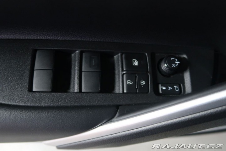 Toyota Corolla Cross 1.8Hybrid,CZ,1Maj,Comfort 2024
