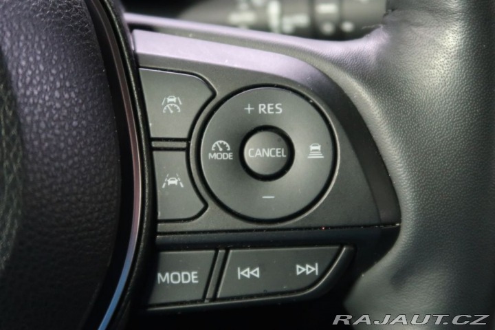 Toyota Corolla Cross 1.8Hybrid,CZ,1Maj,Comfort 2024