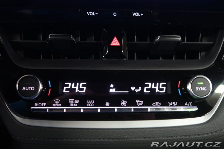 Toyota Corolla Cross 1.8Hybrid,CZ,1Maj,Comfort 2024