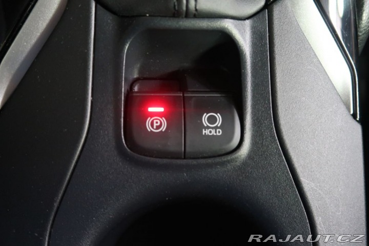 Toyota Corolla Cross 1.8Hybrid,CZ,1Maj,Comfort 2024