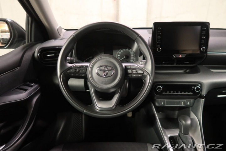 Toyota Yaris 1.5Hybrid,CZ,1Maj,Comfort 2022