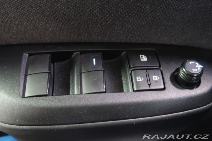 Toyota Yaris 1.5Hybrid,CZ,1Maj,Comfort 2022