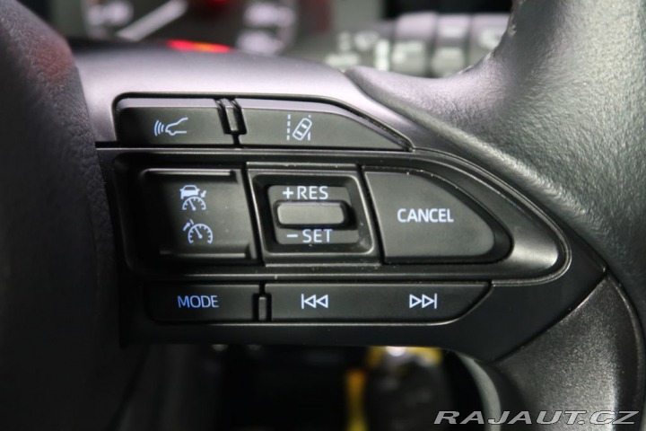 Toyota Yaris 1.5Hybrid,CZ,1Maj,Comfort 2022