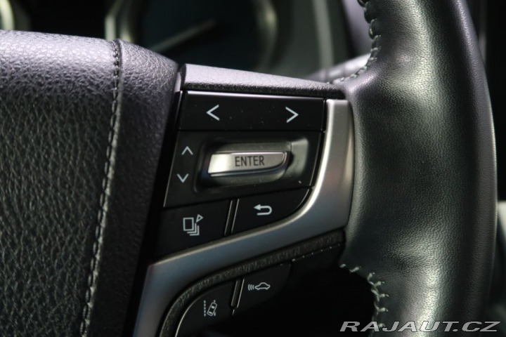 Toyota Land Cruiser 2.8D4D,CZ,1Maj,4x4,Execut 2023