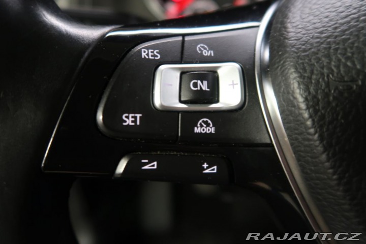 Volkswagen Golf 2.0TDi,110kW,manuál 2013