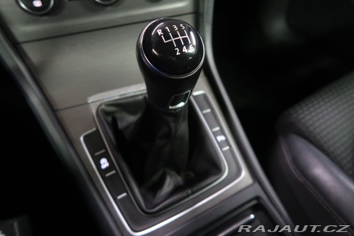 Volkswagen Golf 2.0TDi,110kW,manuál 2013