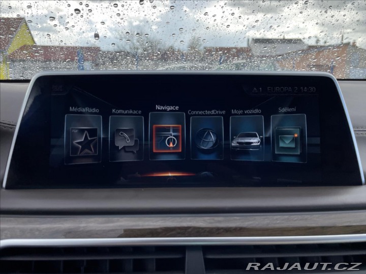 BMW 7 4,4 750i xDrive REZERVACE 2016