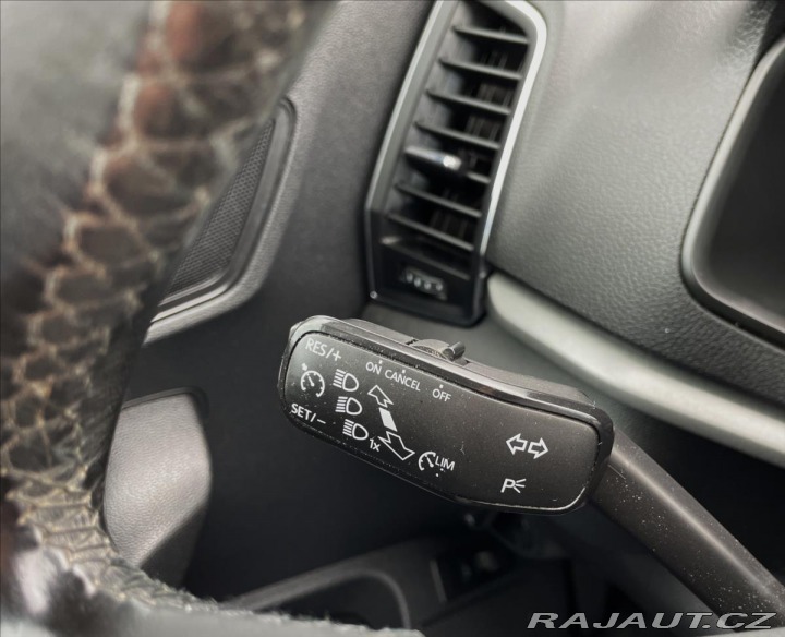 Škoda Karoq 1,0 TSI 85 kW D.Klima*Vyh 2018