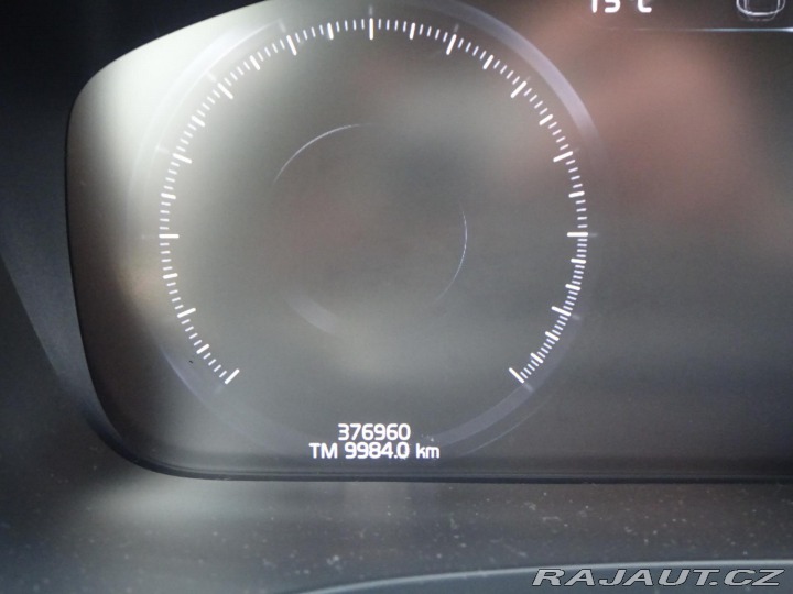 Volvo S90 D4 140kW Inscription ČR 2019