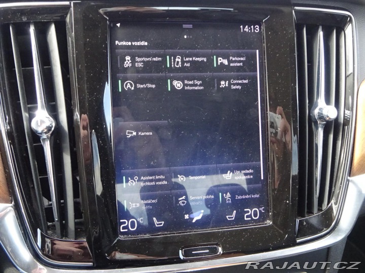 Volvo S90 D4 140kW Inscription ČR 2019