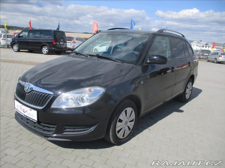 Škoda Fabia 1,4 63kW Ambiente Magic C 2011