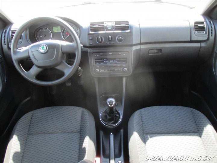 Škoda Fabia 1,4 63kW Ambiente Magic C 2011