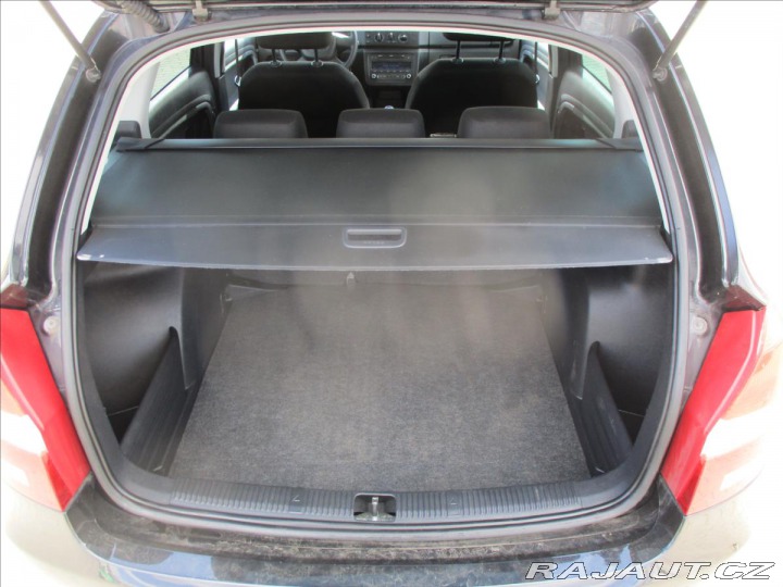 Škoda Fabia 1,4 63kW Ambiente Magic C 2011