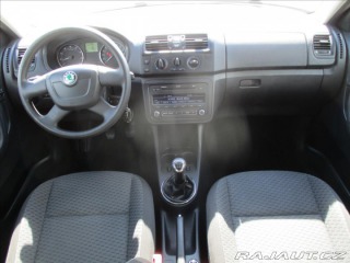 Škoda Fabia 1,4 63kW Ambiente Magic C 2011