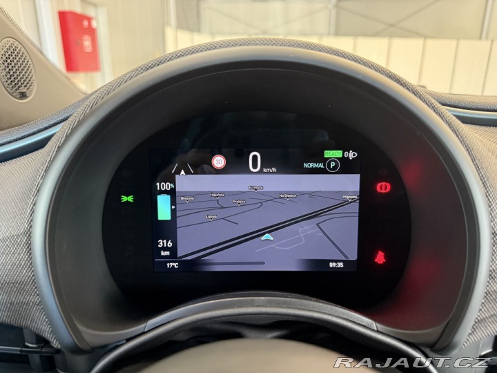 Fiat 500e Giorgio Armani Hatchback 2025