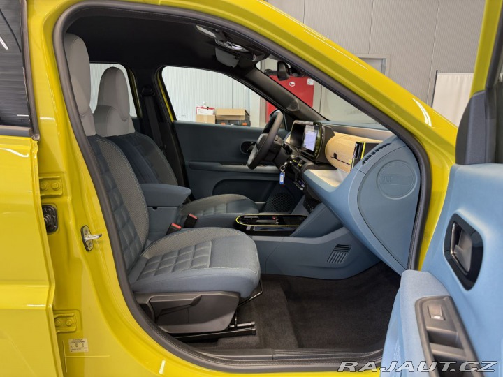 Fiat Panda Electric La Prima 113k 44 2025