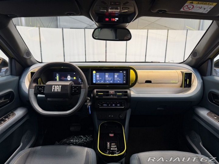 Fiat Ostatní modely Grande Panda Electric La Prima 113k 44 2025