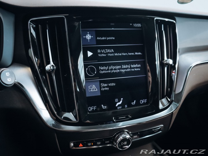Volvo V60 D4 FWD Drive-E Momentum A 2018
