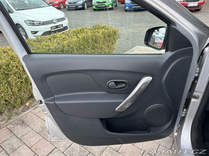Dacia Sandero 1,2 16V 54kW AC 1.MAJ SER 2016