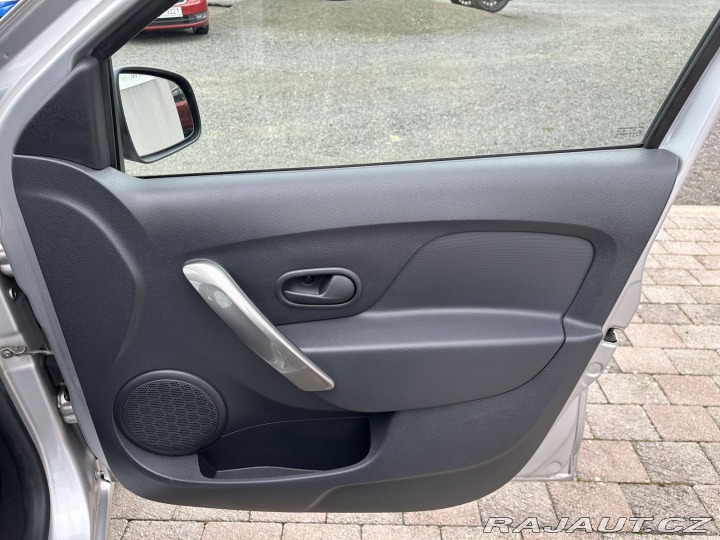 Dacia Sandero 1,2 16V 54kW AC 1.MAJ SER 2016