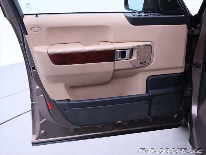 Land Rover Range Rover 4,4 TDV8 230kW Aut. Vogue 2011