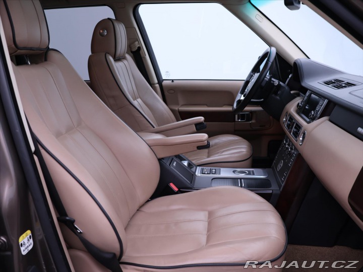 Land Rover Range Rover 4,4 TDV8 230kW Aut. Vogue 2011