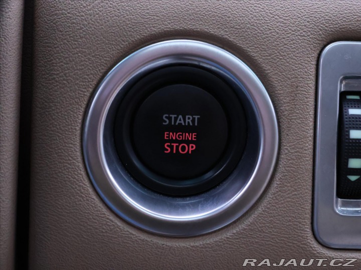 Land Rover Range Rover 4,4 TDV8 230kW Aut. Vogue 2011