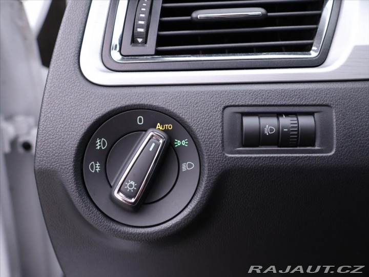 Škoda Rapid 1,4 TSI 90kW DSG Elegance 2015