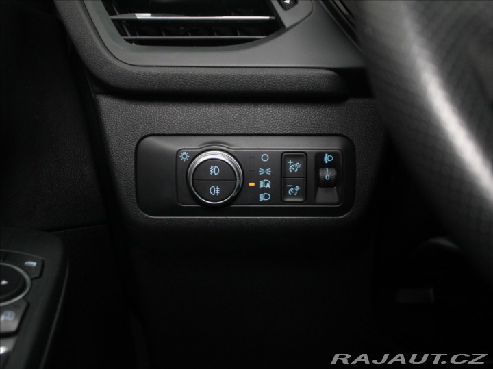 Ford Kuga 1,5 EB ST-Line 1.majitel. 2021