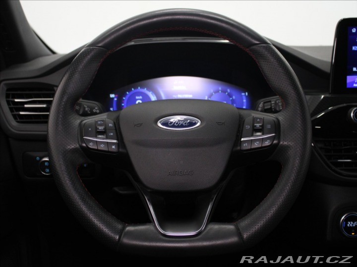 Ford Kuga 1,5 EB ST-Line 1.majitel. 2021