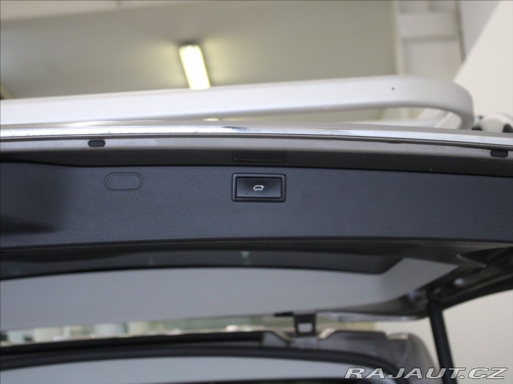 Volkswagen Multivan 2,0 TDi 150kW 4x4 DSG Hig 2016