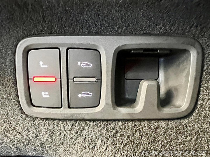 Audi Q8 50TDI QUATTRO S-LINE, BLA 2020