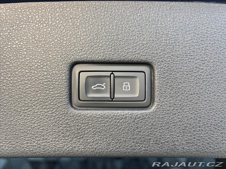Audi Q8 50TDI QUATTRO S-LINE, BLA 2020