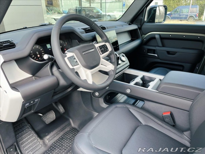 Land Rover Defender 3,0 110 S D200 AWD 2025