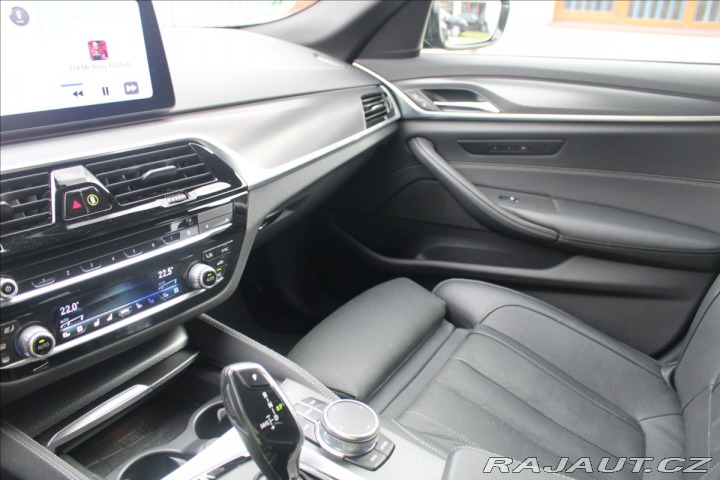 BMW 5 3,0 530d xDriveTouring M 2021