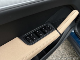 Porsche Cayenne E3 II Coupe Sport Chrono 2024