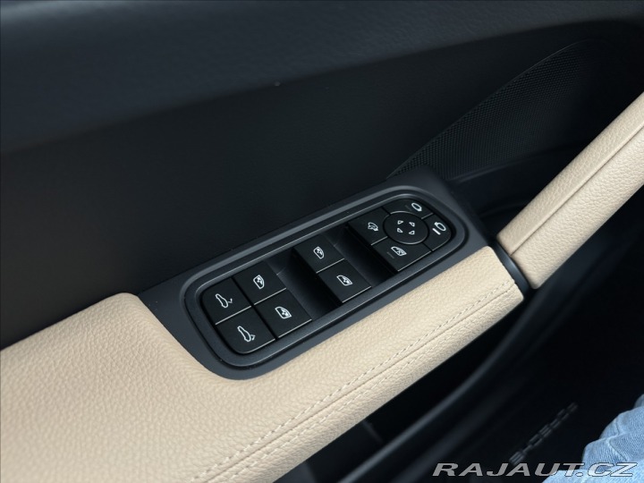 Porsche Cayenne E3 II Coupe Sport Chrono 2025